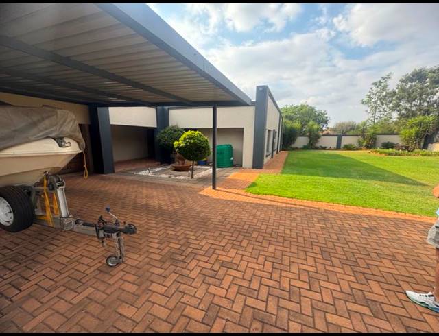 3 BEDROOM HOUSE FOR SALE IN KANONKOP